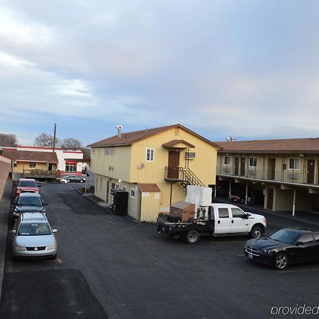 Economy Inn Гермістон Екстер'єр фото
